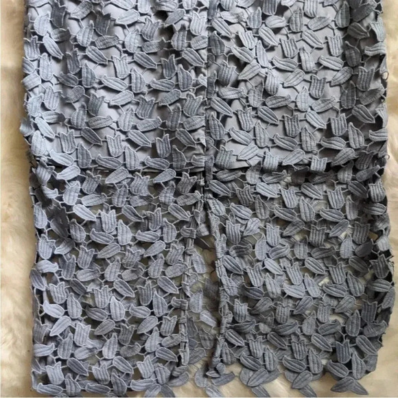 Bardot Gemma Dress in Dusty Blue 4 Revolve Lacy Classy Embroidered Floral EUC - Picture 9 of 12